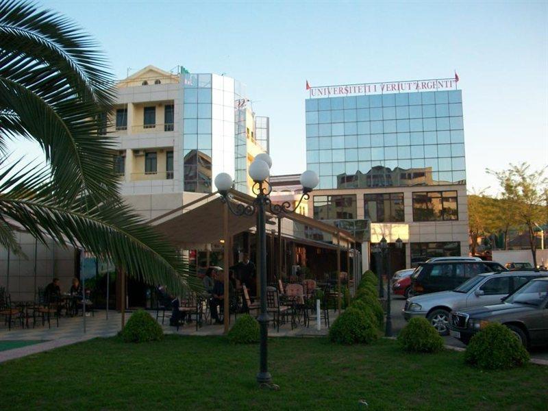 Hotel Argenti Shkodër Esterno foto